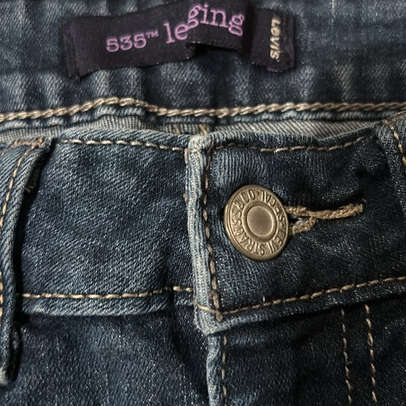 Levi’s Skinny Jeans - Picture 2 of 6